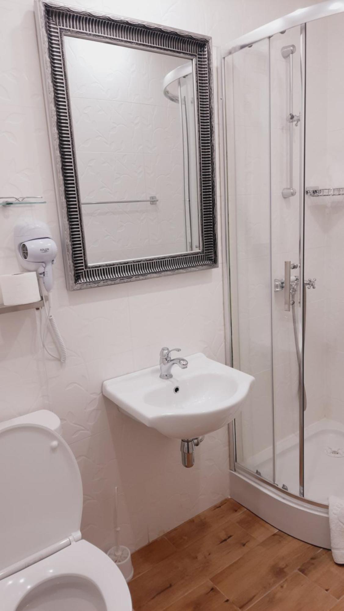 Hotel Rezydencja Rosa Přemyšl Exteriér fotografie