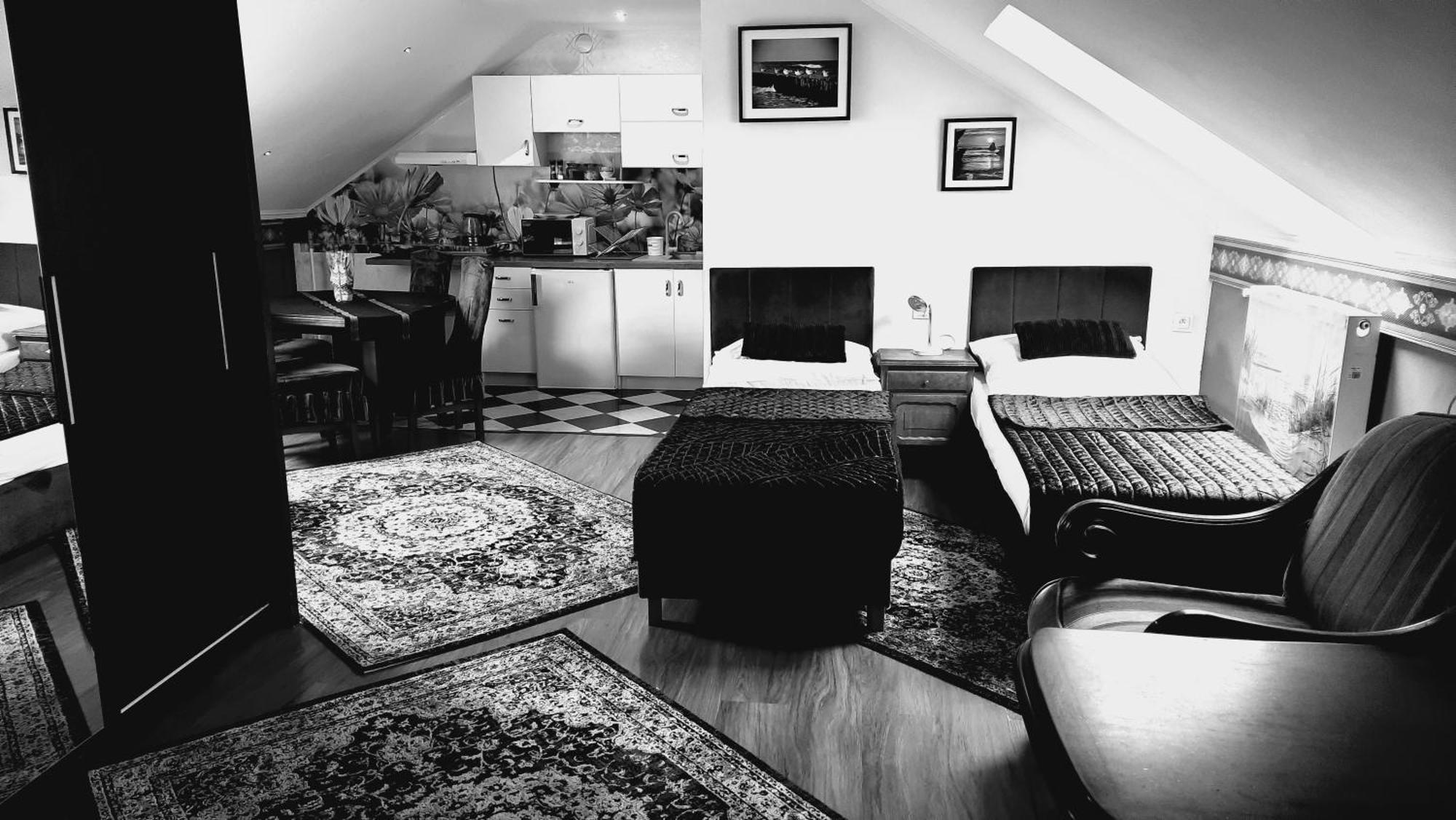 Hotel Rezydencja Rosa Přemyšl Exteriér fotografie